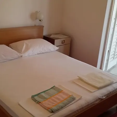 Guest house & Petricevic